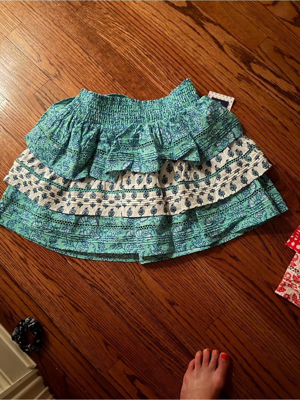 Roller Rabbit Red and White Ruffled Mini Skirt - Picture 2 of 2